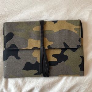 Stella and Dot Camo Clutch Bag
